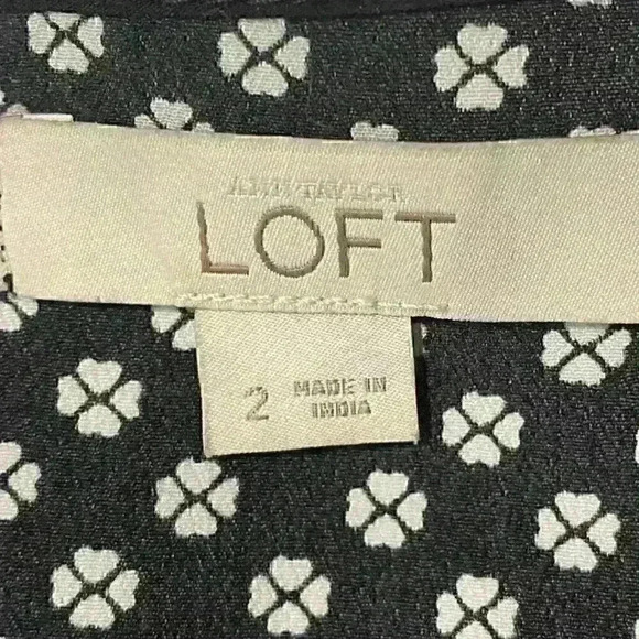 Ann Taylor Loft Clover Heart Roll-Tab Romper - Picture 9 of 12